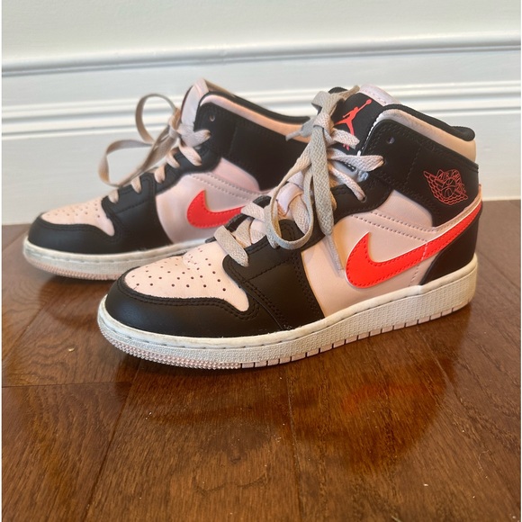 neon red and black jordan 1